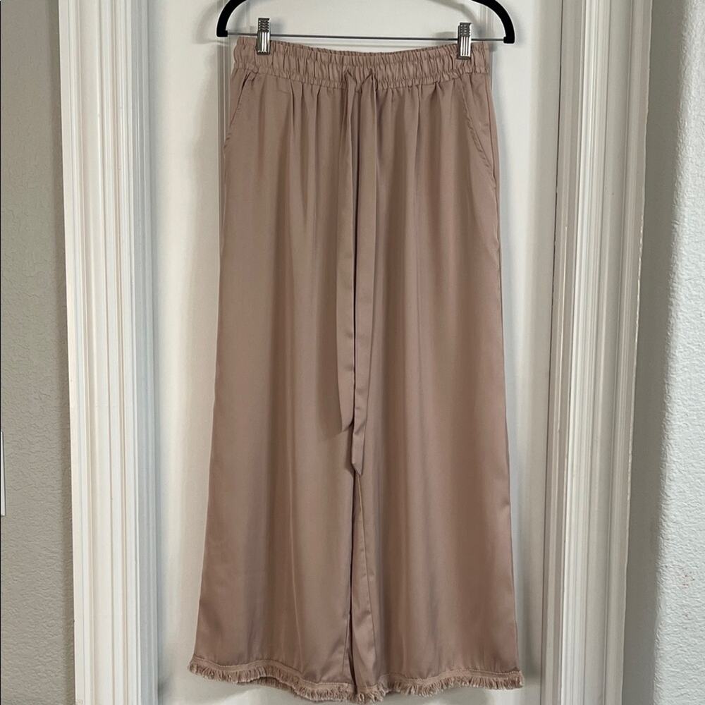 Three Bird Nest Blush Pink Gathered Wide Leg Satin Feel Pants Size Medium